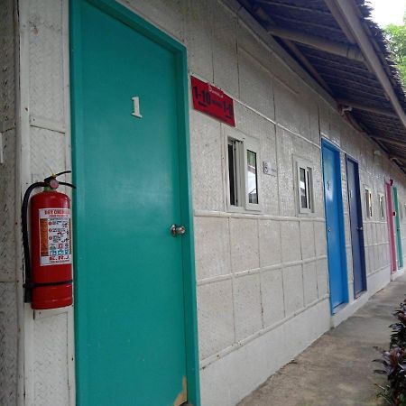 Hostel Dormitels.Ph Boracay Balabag  Exterior foto